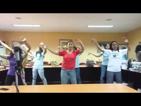 Papa Francisco dance for pcne