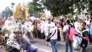preview picture of video 'Solo Batik Carnival - Festival Sunday Evening 13042008'