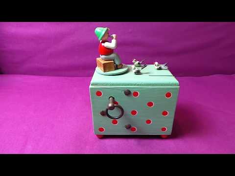 Steinbach uralte Spieluhr Nr.059 - setenes Sammlerstück aus dem Erzgebirge