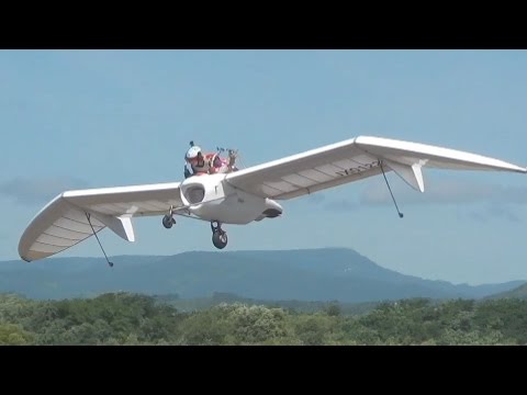 ナウシカのメーヴェ開発 北海道滝川市で試験飛行