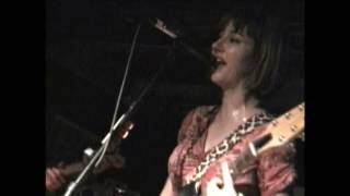 THE MUFFS "Crush Me" at Emo's, Austin, Tx. July 23, 2000