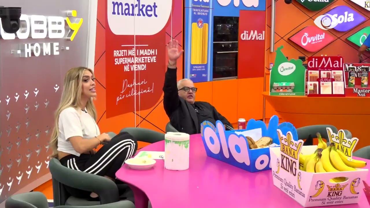 Unë isha e preferuar dhe më the do dalësh jashtë/ Diskutim mes Brikenës dhe Mirit