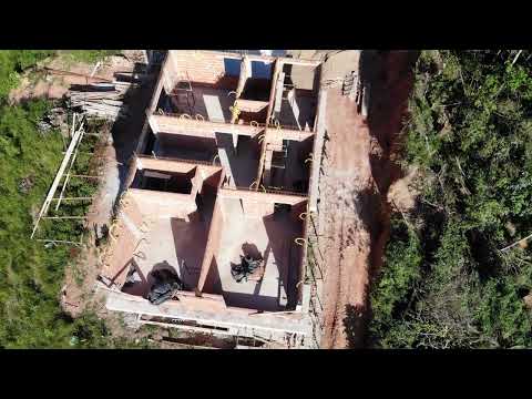 Casa em construção na Granja Comary + Soberbo - Março 2022