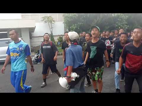 The Hotmix kawal Kebumen United Angels GOR UNY