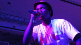 Allan Kingdom - "Blast" (Live in Cambridge)