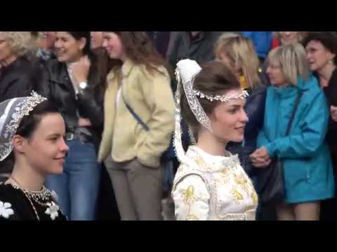 Tradi’deiz 2019, ribouladeg (déambulation), Gwened (Vannes).