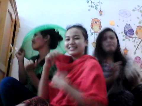 Putri Bahar - Pusing Pala Barbie Official Video Clip unik