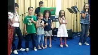 preview picture of video 'Cantici scuola domenicale - Chiesa Evangelica San Marco Evangelista'