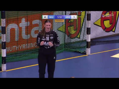 Klara HÄRNSTRÖM with a Spectacular Save vs. Skuru IK