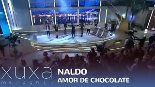 Naldo Benny se joga com Amor de Chocolate