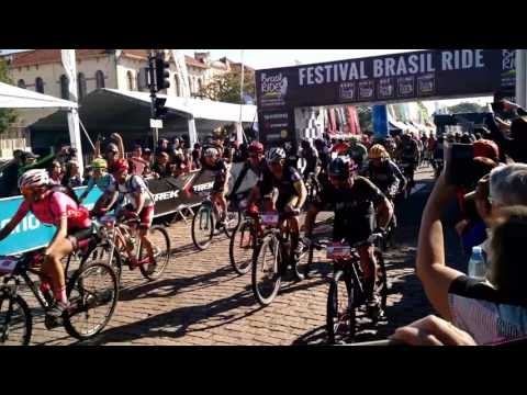 Largada do Brasil Ride Warm Up - Pro 2017 - 2° Dia