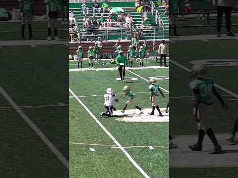 So what’s the official call here ?? (9U) #youth #football #sports #coverage