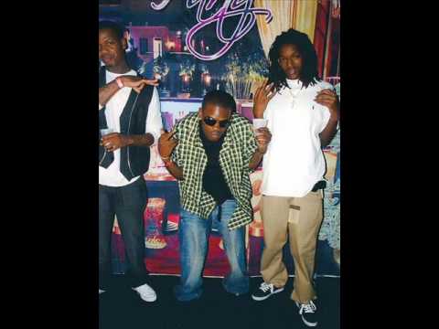 YOUNG IN THUGIN FT TEFLONE(GANSTA REMIX)