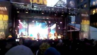 Shad ft. City And Colour-Live Forever