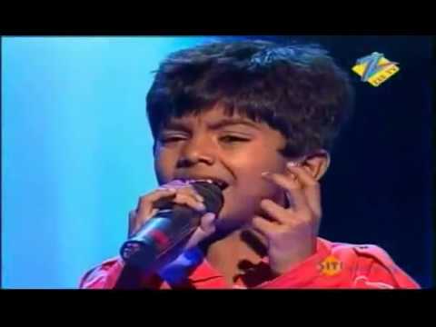 Azmat Hussain's Soulful Singing Brings Kailash Kher Into Tears