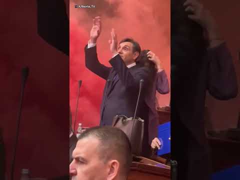 Chaos as smoke grenades thrown in Serbian Parliament