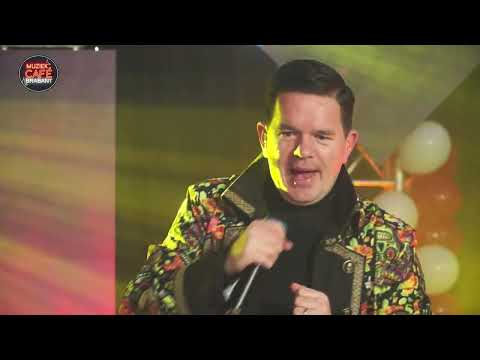 De Grote Carnaval Livestream - feestartiest Irvine