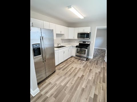 Bradenton 3 Bed 2 Bath Remodeled Duplex for Rent - $1,899 Special (Apply & Sign by 9/30) | 34203 property video