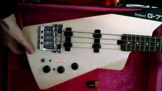Video thumbnail for Roland G77 Synthesizer bass Lights by kurt uenala