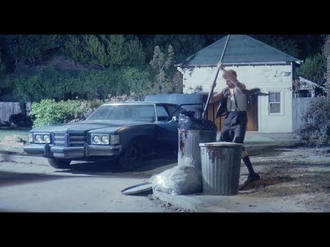 The Burbs (1989) Taking out the trash