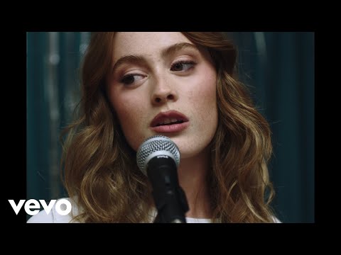 Olivia Bay - Admítelo (Video Oficial)