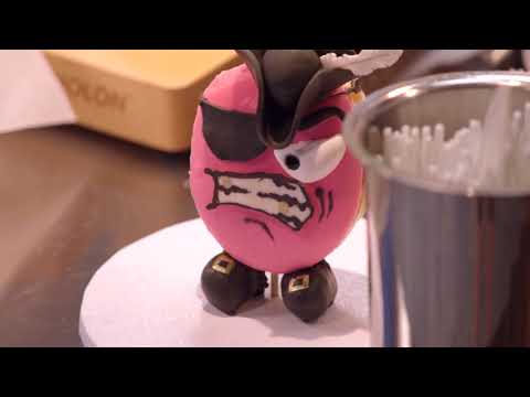 "Ever seen a donut without a hole in the middle?" | Nailed It S01E02