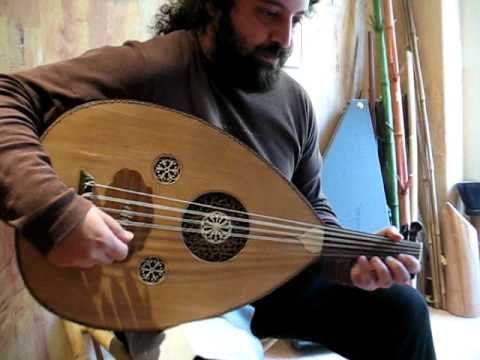 oud made by ILIAS KAPOUDAGLIS(KANAKIS) restored by Dimitris Rapakousios  video 2