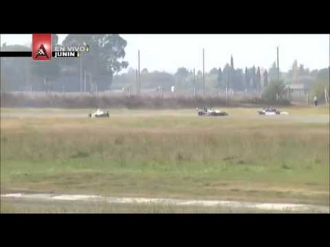 Formula Junior Junin 2016. Final Poratti and Bertone Crash