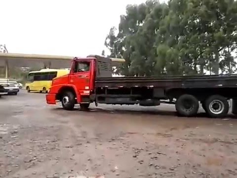 parceria saindo do posto