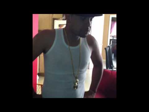 Tiko Emporio Llorando