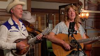 Caleb Klauder & Reeb Willms Country Band - Sing Me a Sad Song