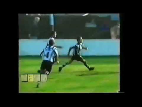 Brown de Adrogué 2 - Estudiantes de Buenos Aires 3 (Primera B 1999/2000)