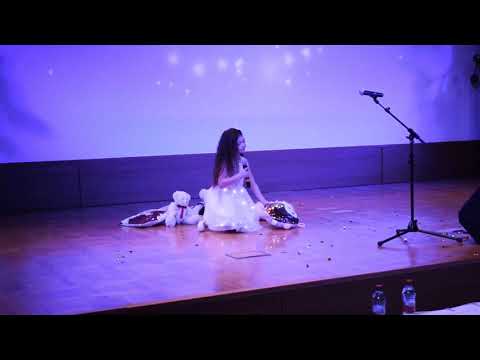 Сияна Найдёнова 8 лет. Sijana Naidionova 8 m.