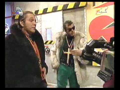 Dva sata kvalitetnog programa Versaće i Armani