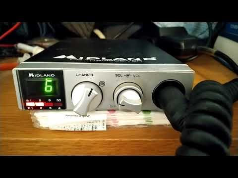 Midland 77-104RD Receiving Superbowl on Channel 6 AM