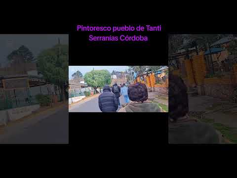 Tanti, un paraíso serrano en el Valle de PunillaDescripción:Un grupo de turistas llega a Tanti.