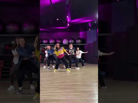 Team Salut - Zoom Zoom |  Zumba  Challenge |  Damla Amanat #zumba #zumbafitness