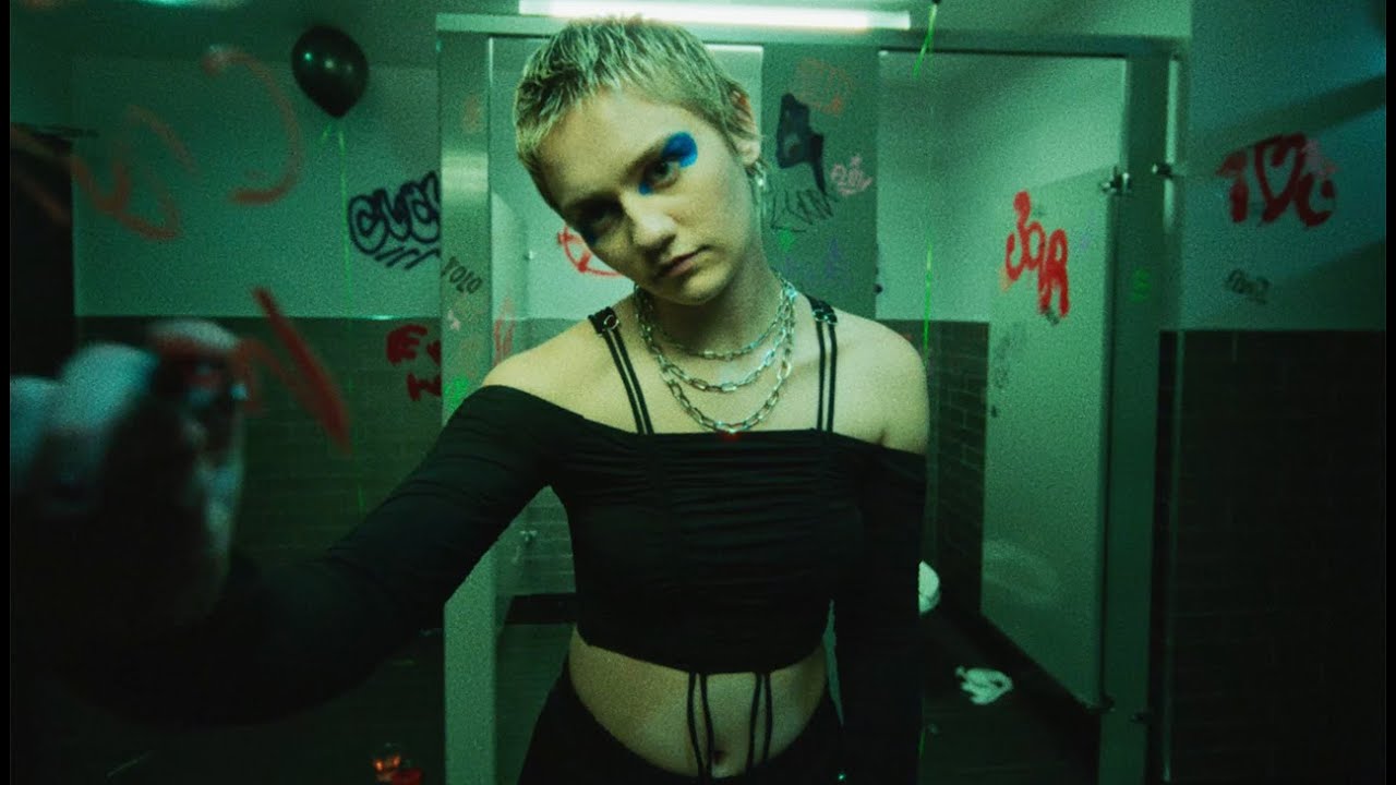 Carlie Hanson — Girls in Line for the Bathroom