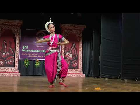 Mangalacharana (Namami)by- purnamasi Satapathy , student of "Nrityaasha trust"