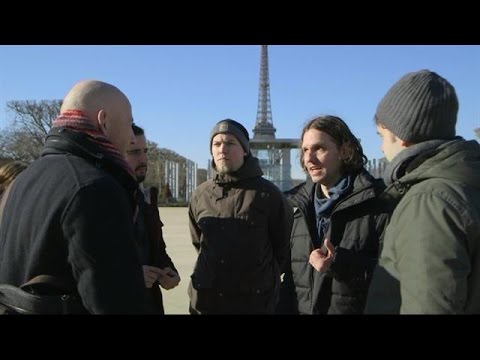 Bataclan-overlevenden terug in Parijs na aanslag:  - RTL NIEUWS