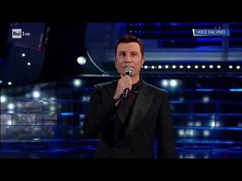 Antonio Mezzancella è Tiziano Ferro: "Sere nere" - Tale e Quale Show 09/11/2018