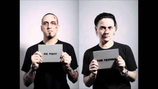 Jason Little vs. PET Duo - Destruction World