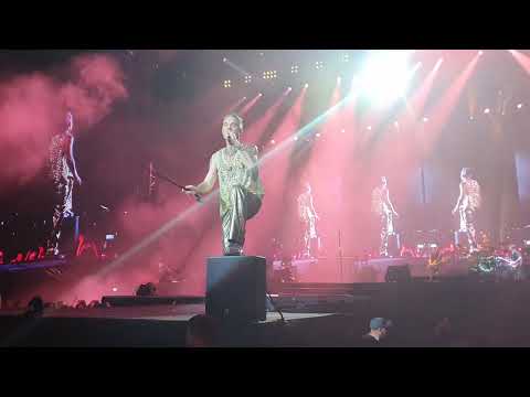 Robbie Williams  - Strong | Live In Tel Aviv | 01/06/2023