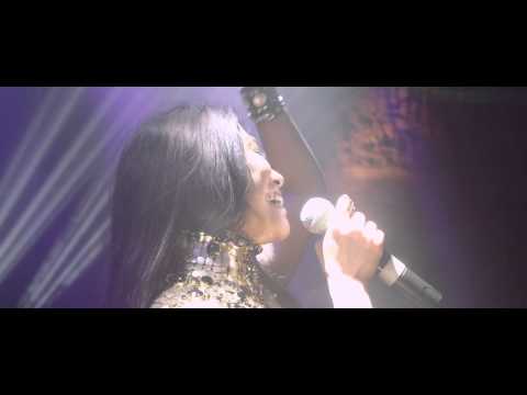 Indyana ft  Anggun 'Right Place Right Time' OFFICIAL MUSIC VIDEO