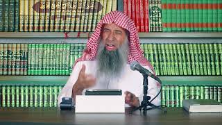 صورة ما حكم تعمُّد استجلاب العطاس بوضع الأصبع في الأنف؟