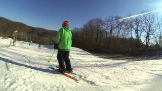 preview picture of video 'Brandywine Dec 28 skier'