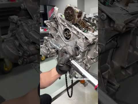 Thumbnail for Mercedes-Benz R-Class Engine Overhaul and Refurbishment by Mercedes-Benz R-Class