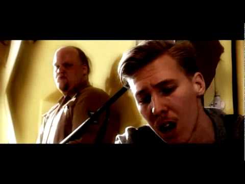 Kymppilinja - Minä feat Mariska ( Music Video) Musiikki video