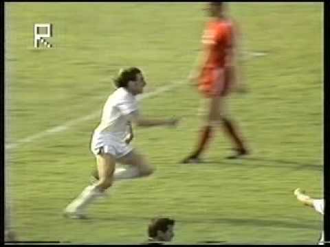 German Cup Final 1985 (Uerdingen v Bayern) (2/4)