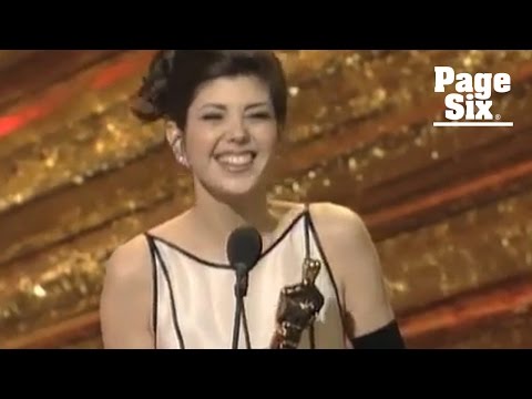 download lagu mp3 mp4 Marisa Tomei Gossip, download lagu Marisa Tomei Gossip gratis, unduh video klip Marisa Tomei Gossip